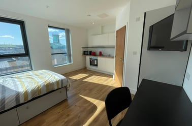 2A Old Town Street, City Centre, Plymouth - Image 3